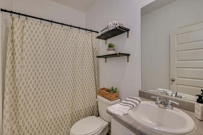 Building Photo - 262 Tahoe Drive