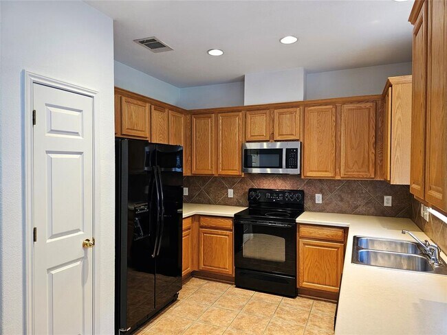 Building Photo - 78 Verde Ranch Loop