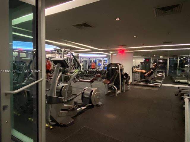 Building Photo - 500 Brickell Ave