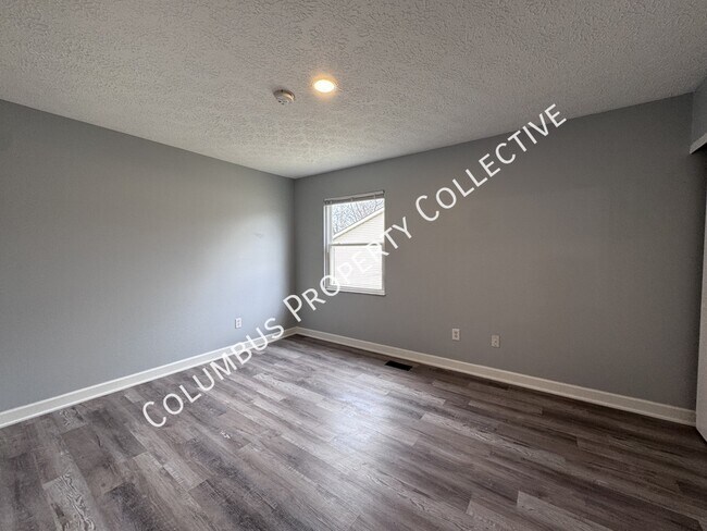 Building Photo - 4087 Greenery Dr