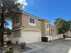 Building Photo - 2427 Cliffwood Dr