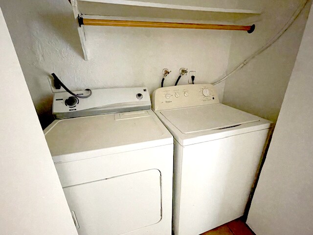 Building Photo - 851 S Horne St