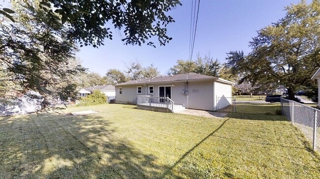 Building Photo - 3412 W 123rd Pl