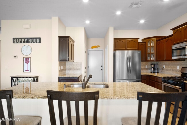 Building Photo - 13483 Halifax St