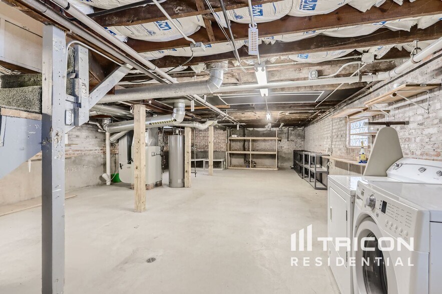 Building Photo - 508 S Wisconsin Ave