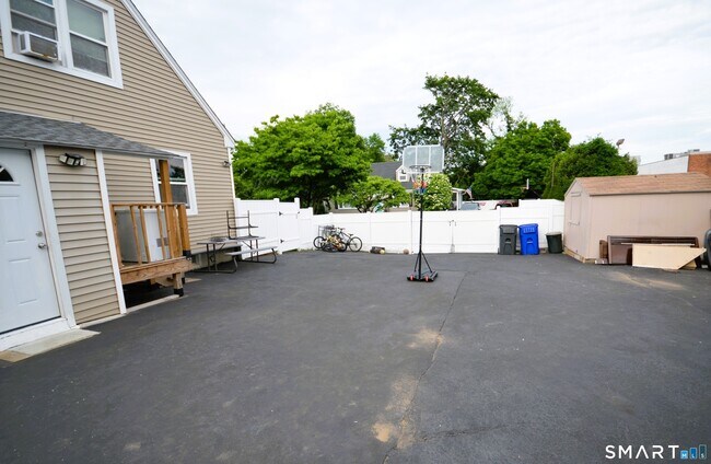 Building Photo - 430 Berkeley Rd