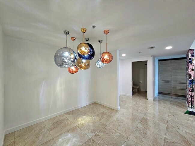 Building Photo - 17301 Biscayne Blvd