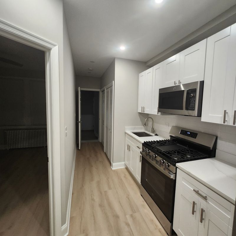 Building Photo - 1332 Adams St NE