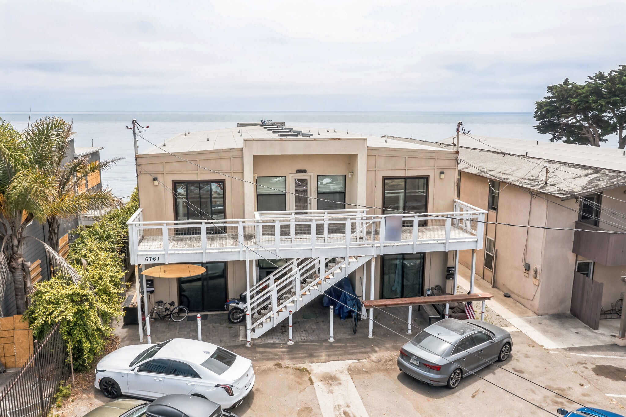 Building Photo - 6761 Del Playa Dr
