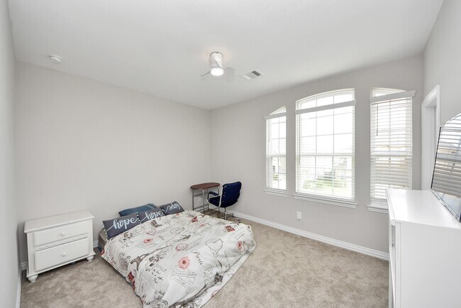 Building Photo - 24003 Cannon Anello Ct