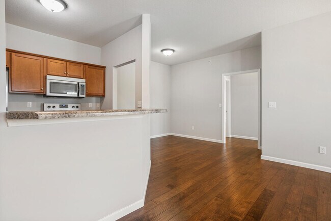 Building Photo - 3048 E Stillwater Landing