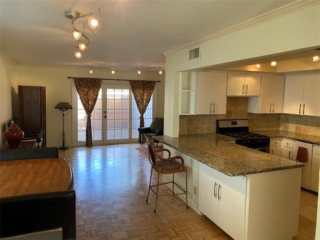 Building Photo - 6103 Bullard Dr