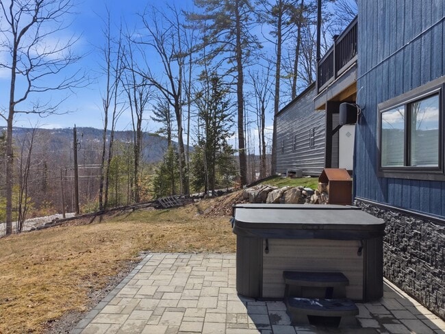 Building Photo - 253 Upper Mad River Rd