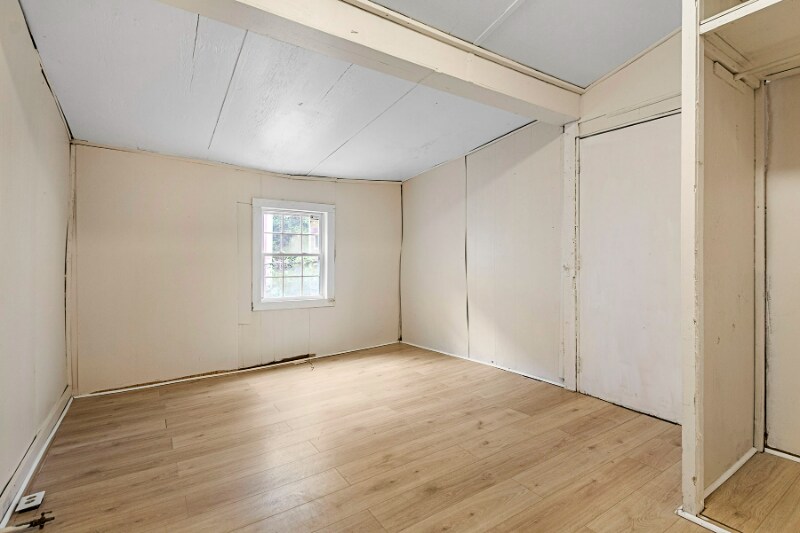 Building Photo - 1394 Ross St