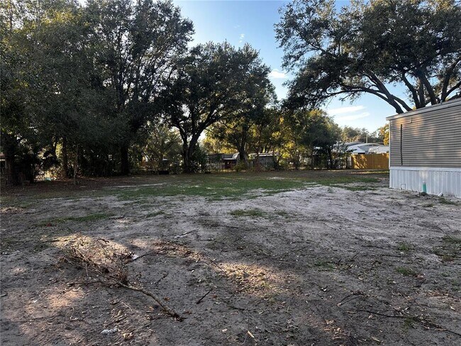 Building Photo - 12111 Anderson Dr