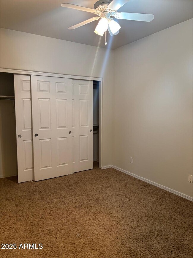 Building Photo - 2140 W Tallgrass Trail