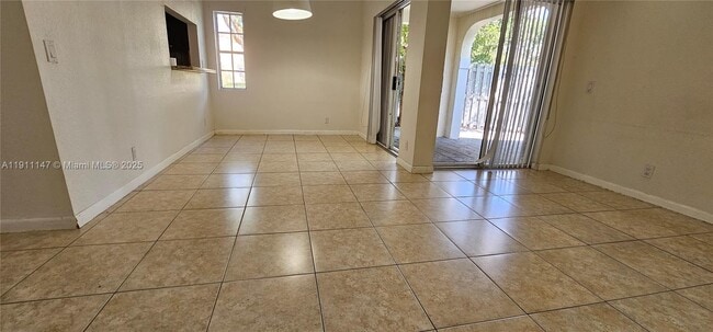 Building Photo - 1464 Springside Dr