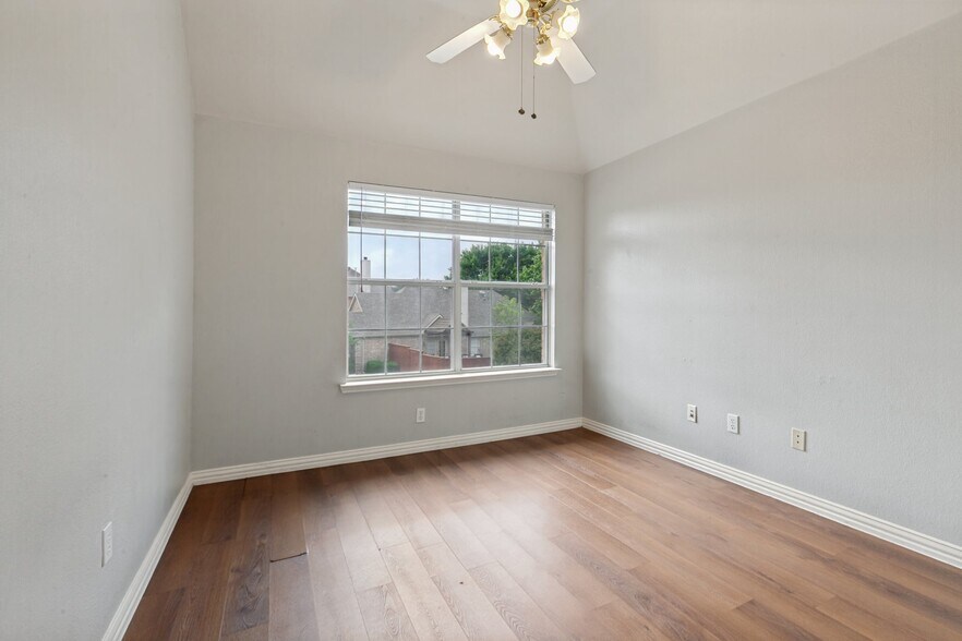 Building Photo - 8400 Pipestone Dr