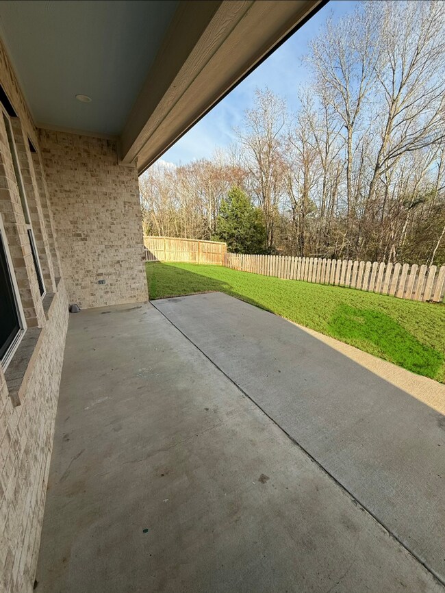 Building Photo - Elegant 4-bedroom in Bullard Creek Ranch!