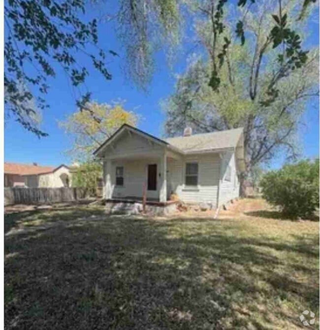 Building Photo - 1226 Van Buren St