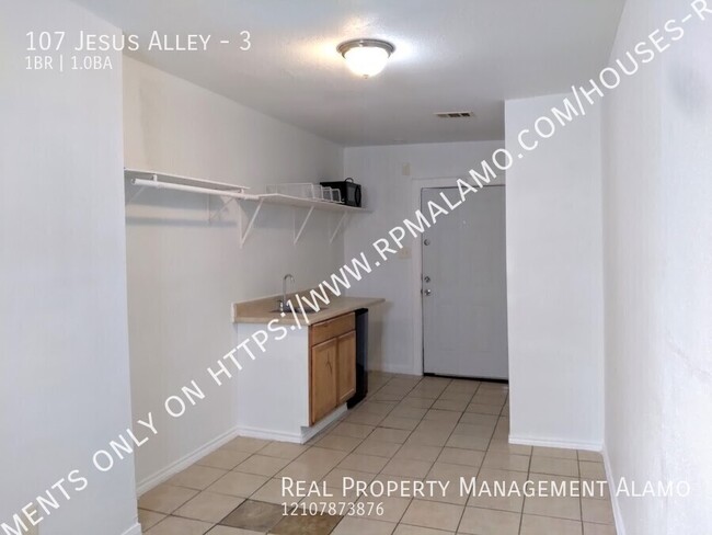 Building Photo - **MOVE-IN SPECIAL** ALL BILLS PAID!!! Conv...