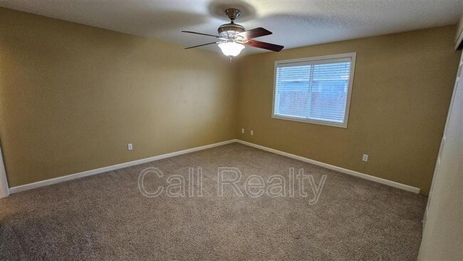 Building Photo - 9302 W Caelen Ave