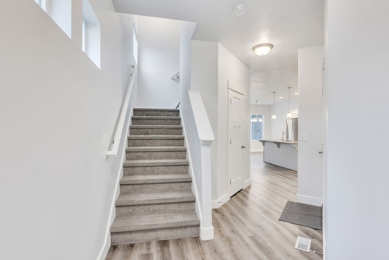 Building Photo - 1613 N 3740 W
