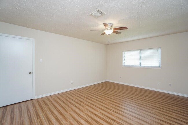 Building Photo - 2722 Amaranth Dr