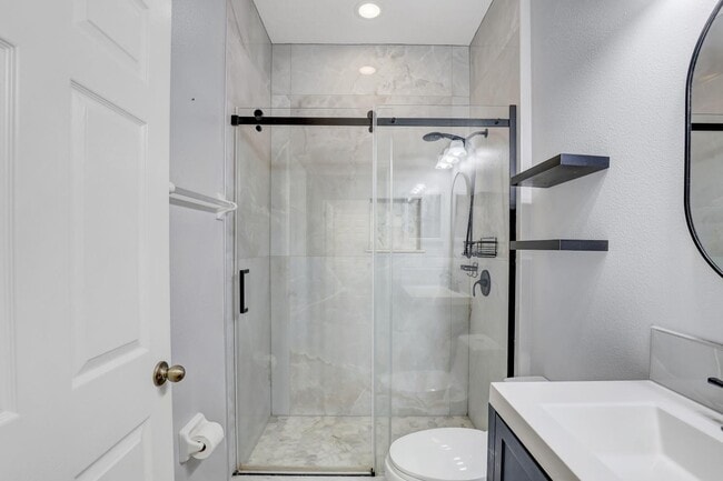 Building Photo - 11320 Scribner Station Ln