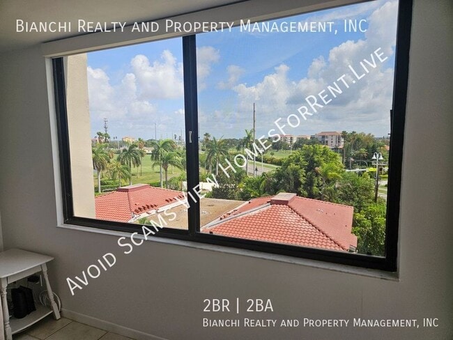 Building Photo - 6365 Bahia Del Mar Blvd S