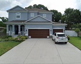 Building Photo - 4704 W Chapin Ave