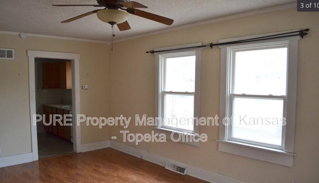 Building Photo - 1138 NE Winfield Ave