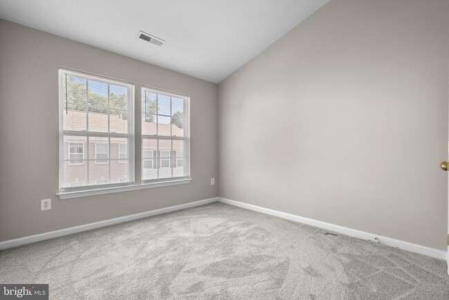 Building Photo - 7129 Water Oak Rd