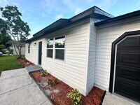 Building Photo - 2517 Oak Hollow Dr