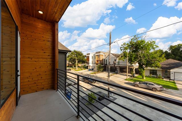 Building Photo - 1115 Muncie Ave