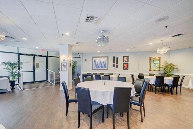 Building Photo - 3590 Via Poinciana