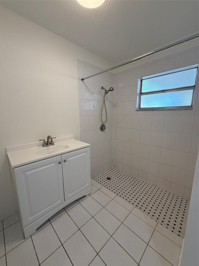 Building Photo - 19783 NW 64th Pl