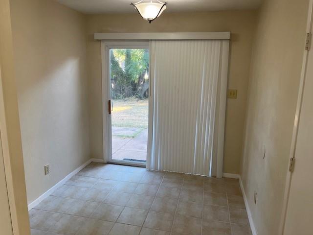 Building Photo - 7574 Christie Ln