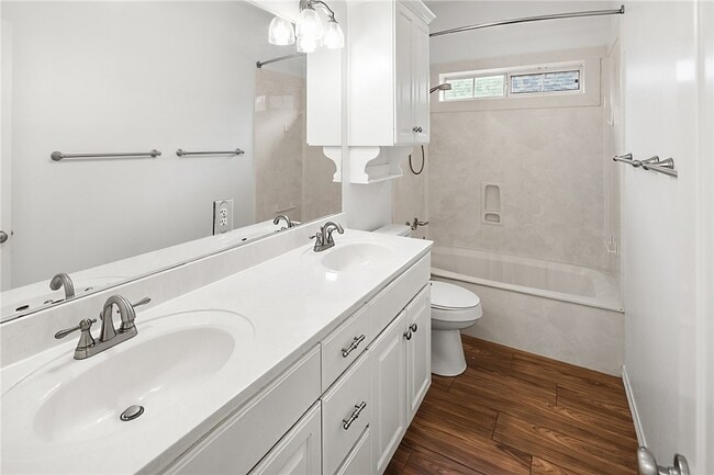 Building Photo - 3209 Salzburg Ct