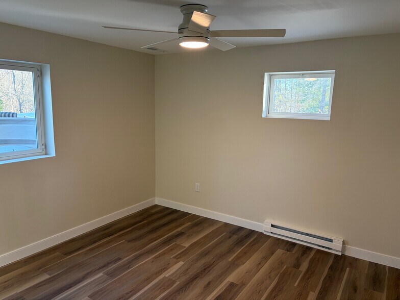 Building Photo - 9150 Gregory Dr