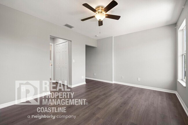 Building Photo - 2585 Hobblebrush Dr