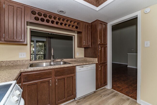 Building Photo - 14122 Churchill Estates Blvd