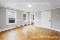 Building Photo - 250 Pleasant St
