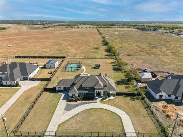 Building Photo - 1399 E Highland Rd