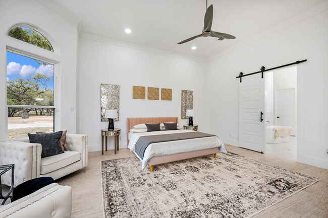 Building Photo - 846 Maximino Ridge Rd.