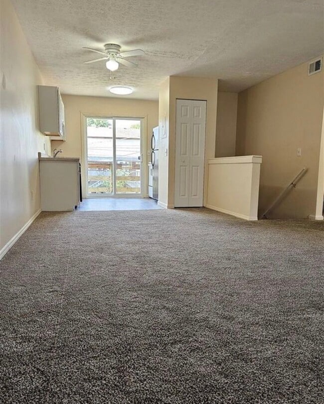 Building Photo - 2841 Frontier Ct
