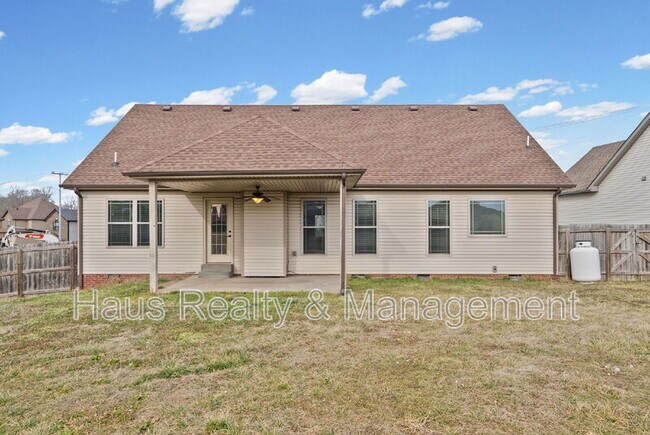 Building Photo - 1725 Autumnwood Blvd