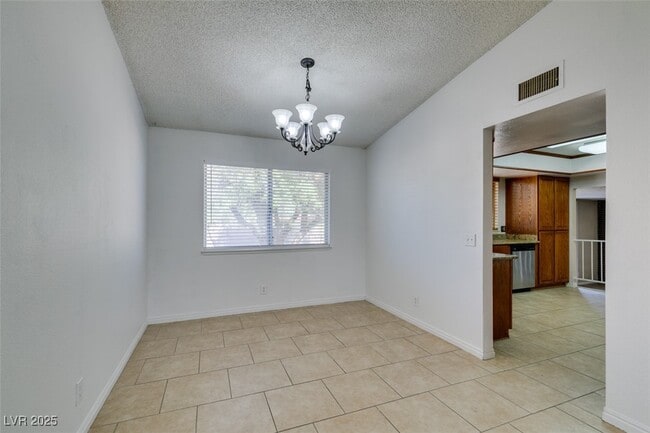 Building Photo - 5656 Maceta Ave