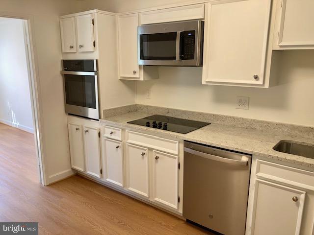 Building Photo - 5902 Mt Eagle Dr