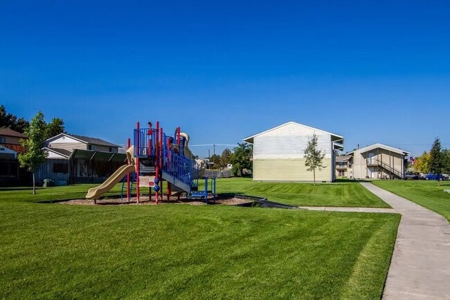 Building Photo - 405 SW 11th St